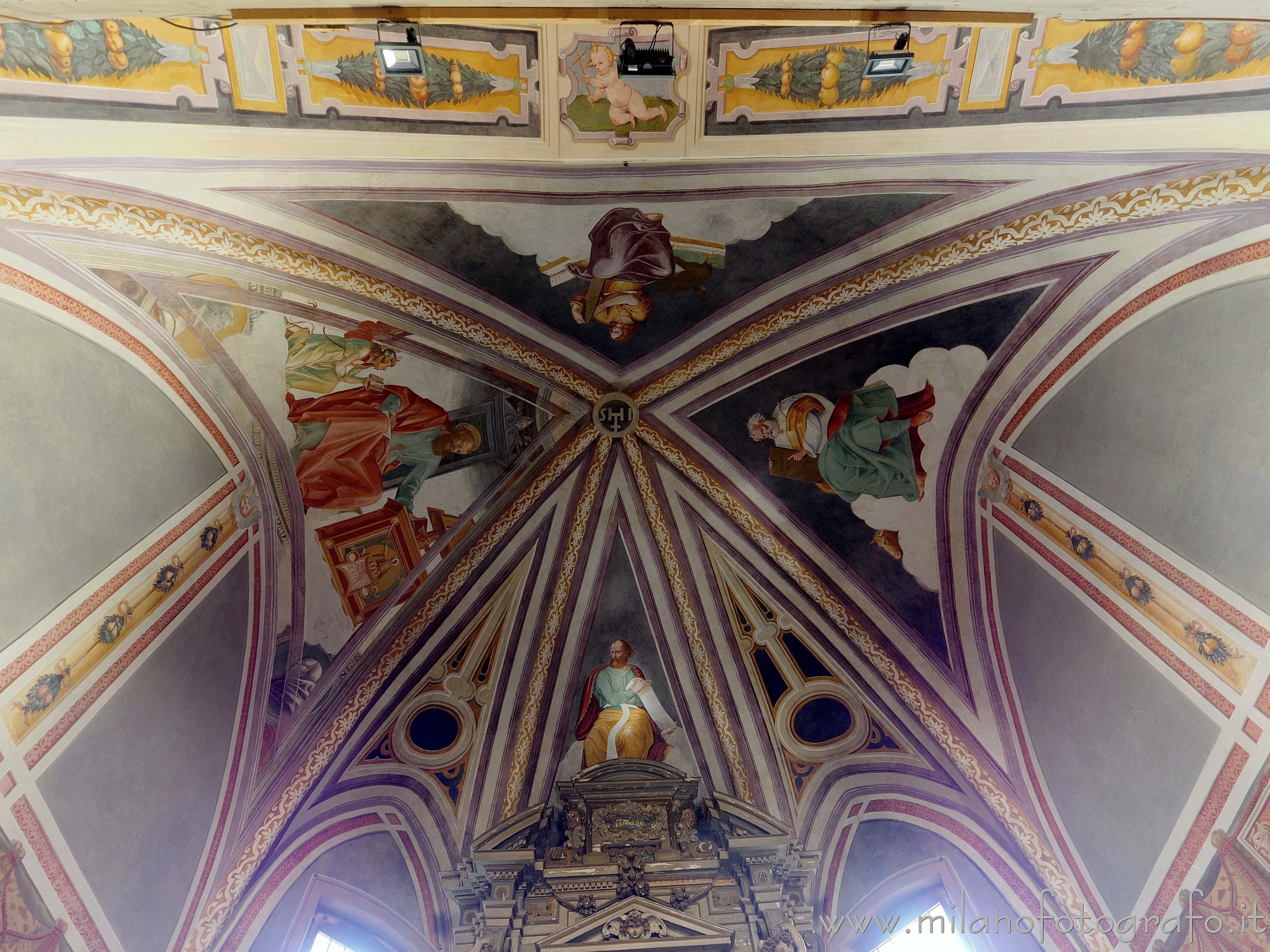 Caravaggio (Bergamo, Italy) - Vault of the Chapel of St. Bartholomew in the Church of San Bernardino - Full resolution picture